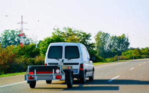 Dicas de ouro para a iluminação da sua carretinha: Lanterna LED é a melhor escolha!